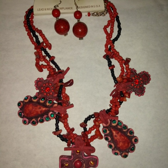 Necklace - Picture 2 of 2